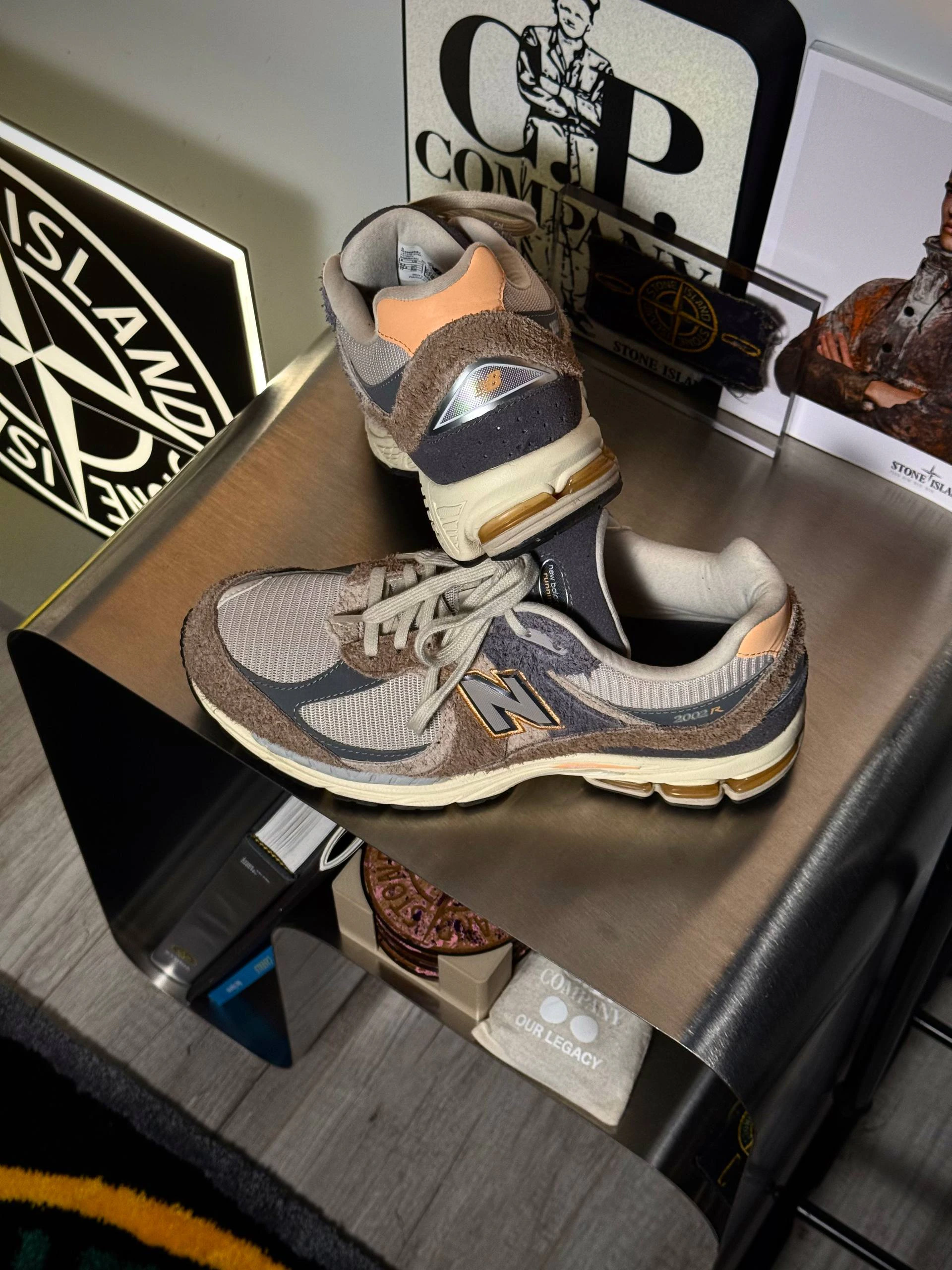 New Balance 2002R, фото 1